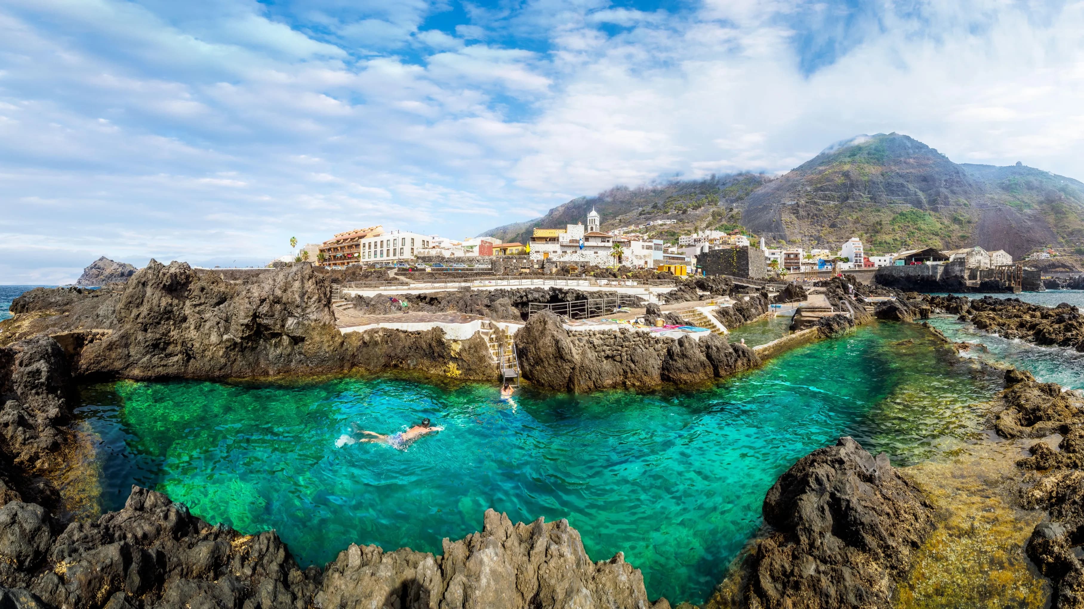 Los Abrigos · Natural pools